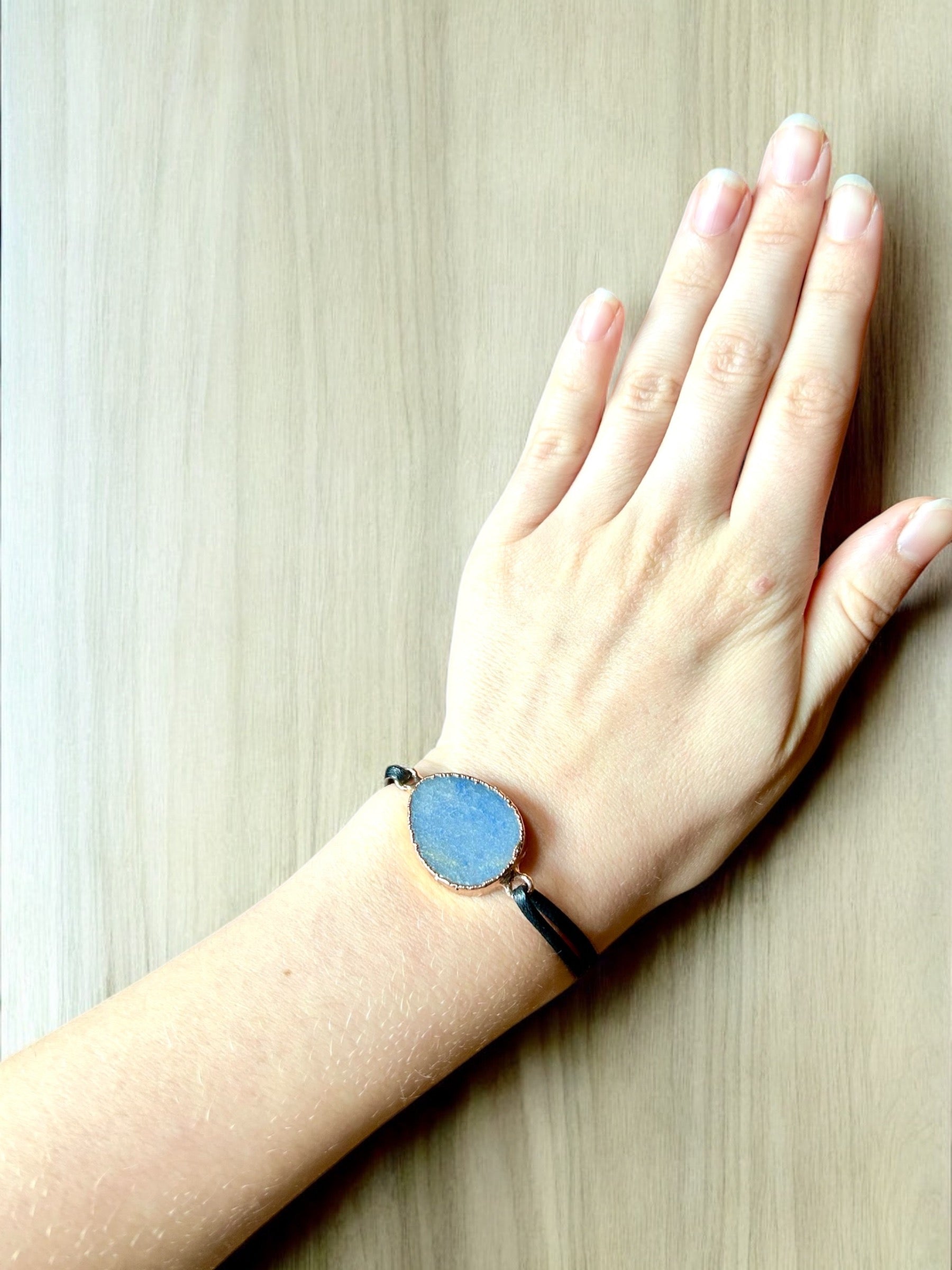 Blue Agate Gemstone Bracelet | Elevate Your Style with Natural Beauty