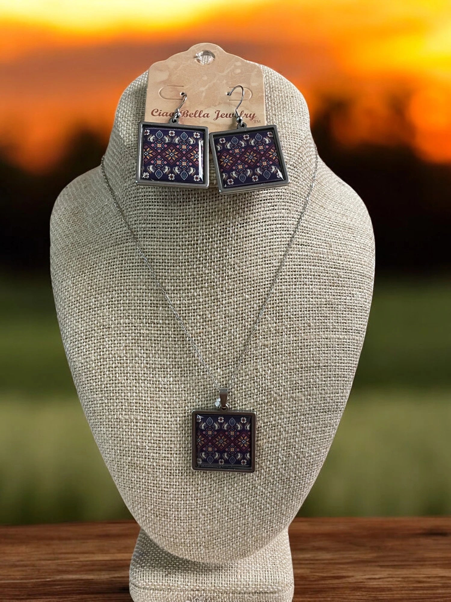Purple Embroidery Pattern Square Jewelry Set - Silver Necklace & Earrings | Unique & Trendy