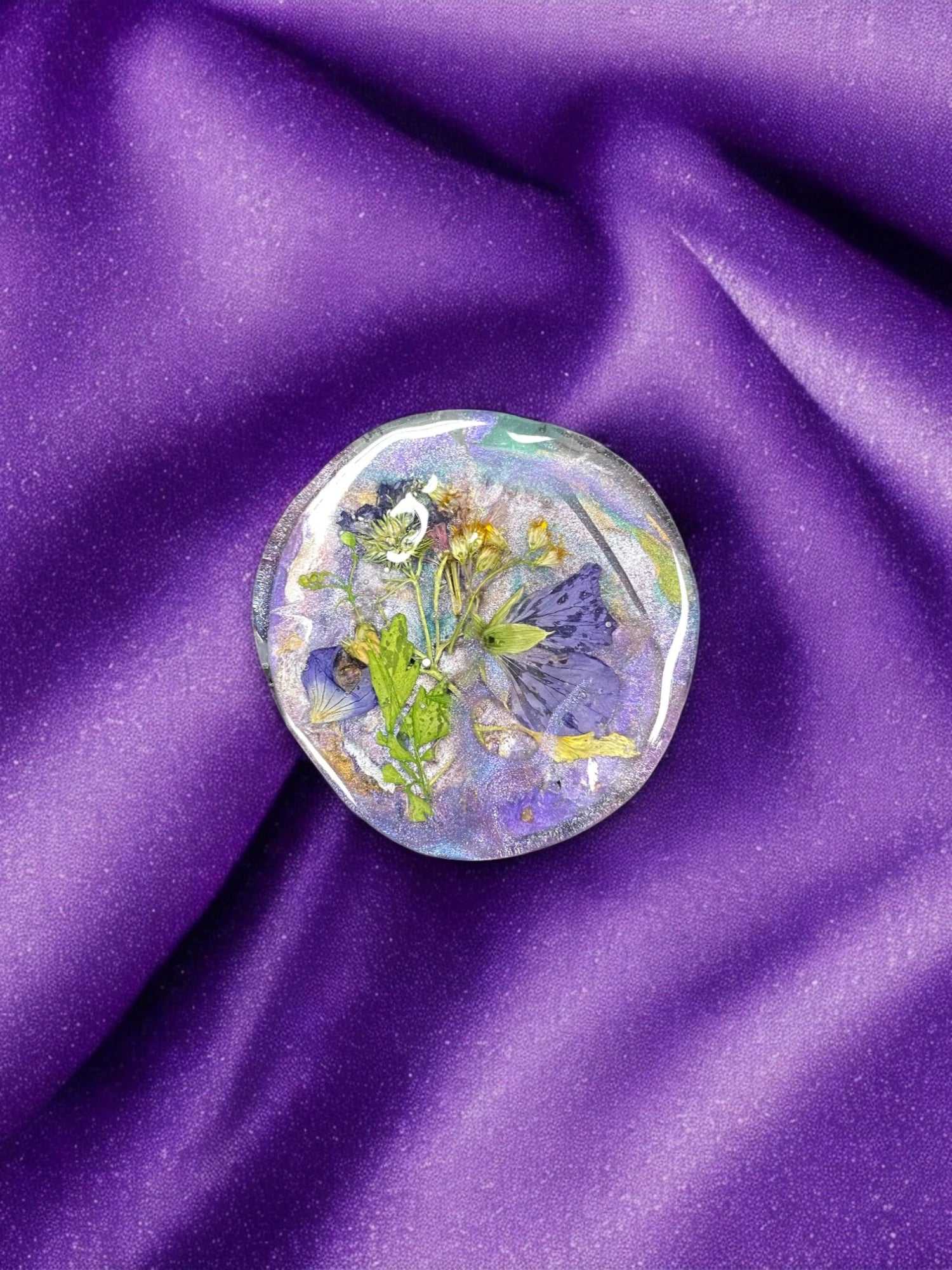 Pressed Flower Resin Magnet, Botanical Magnet, Floral Fridge Magnet