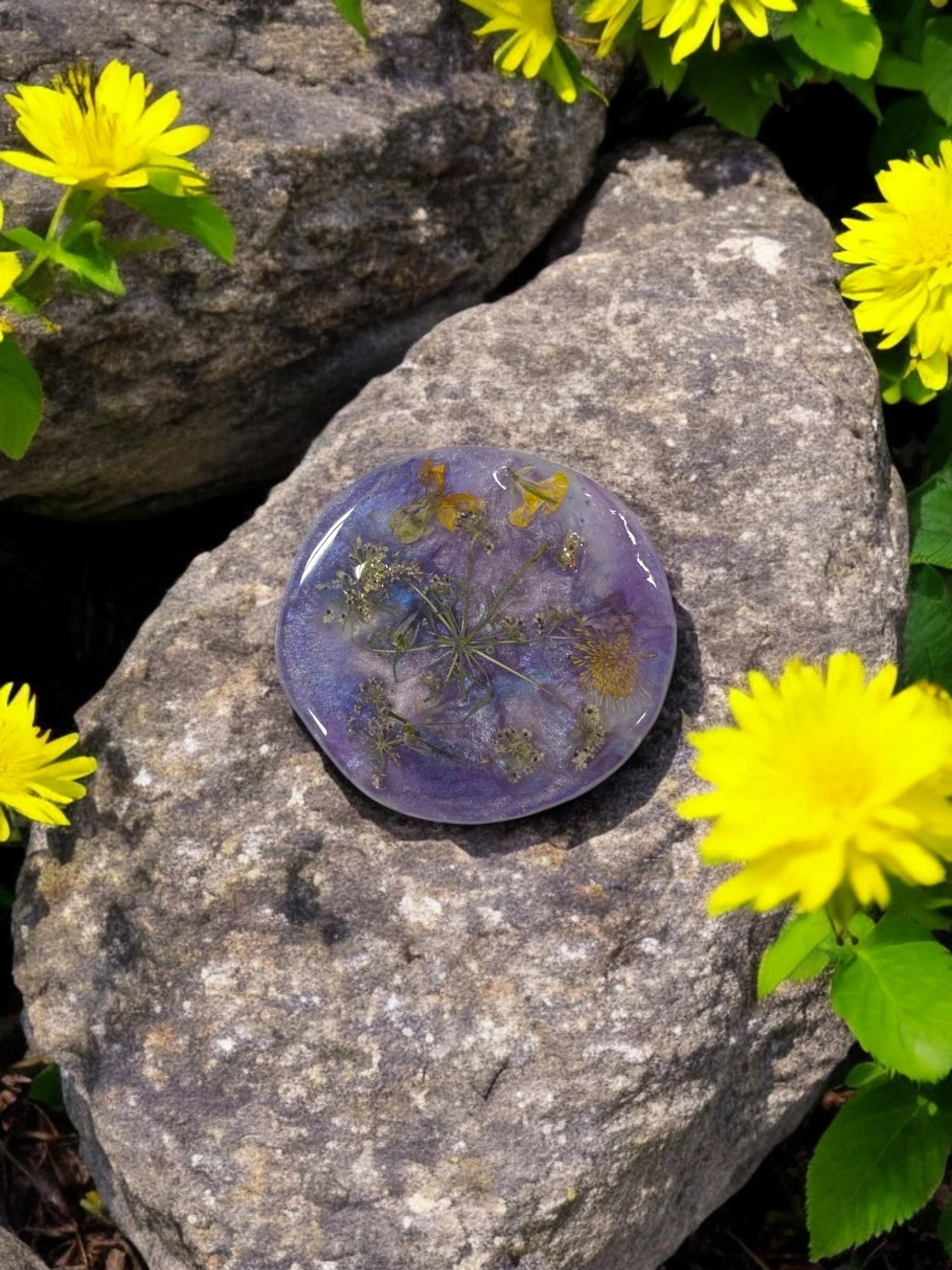 Pressed Flower Resin Magnet, Botanical Magnet, Floral Fridge Magnet
