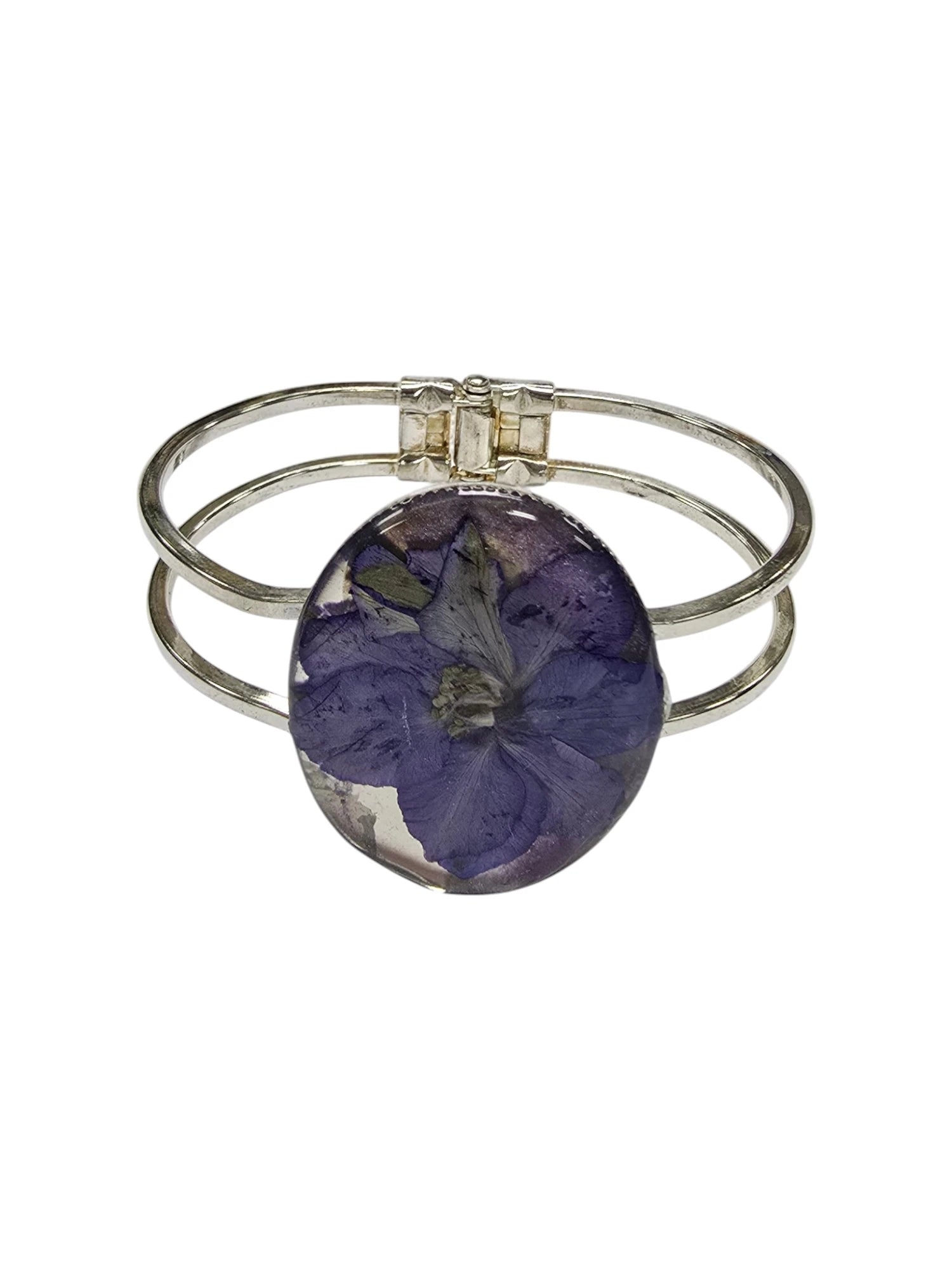 Oval Pressed Flower Cuff Bracelet, Resin Bracelet, Queen Anne's Lace, Cosmos, Botanical Jewelry