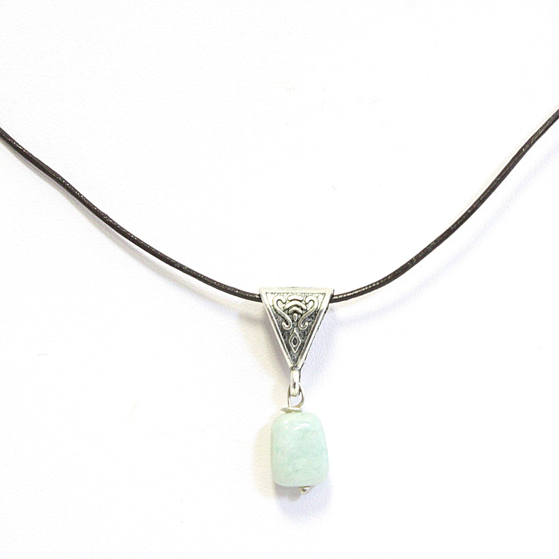 Gemstone Pendant Necklace on Leather - Amethyst Necklace on Leather - Garnet on leather - Rose Quartz on Leather - Amazonite On Leather
