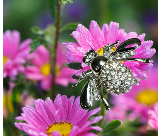 Clear Crystal Bee Brooch Silver Setting