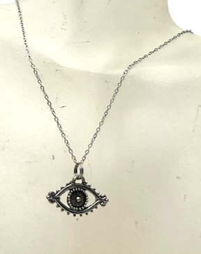 Evil Eye Jewelry Set: A Beautiful and Meaningful Way to Protect Yourself and Your Loved Ones