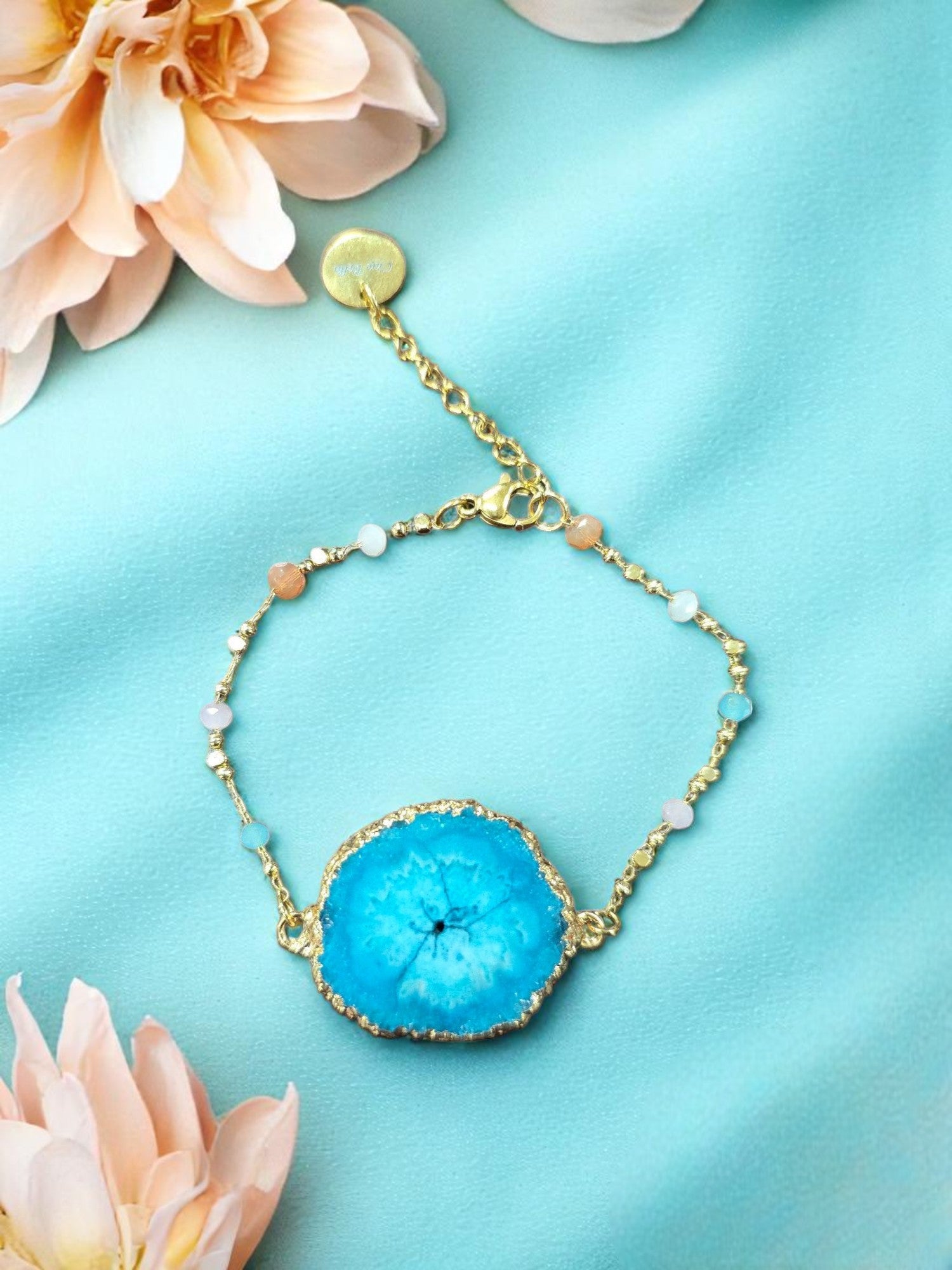 Sliced Blue Agate Bracelet | Gold Chain & Crystal Bead Accents