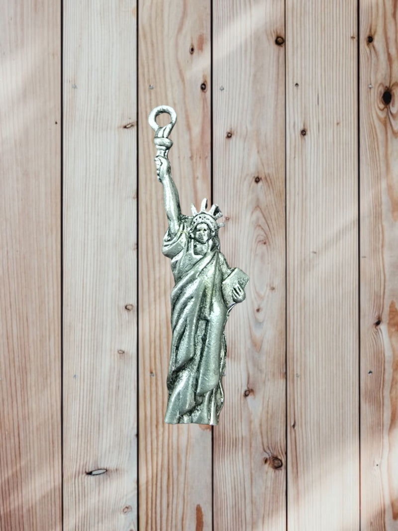 Statue of Liberty Pewter Charm | Patriotic Jewelry Accessory