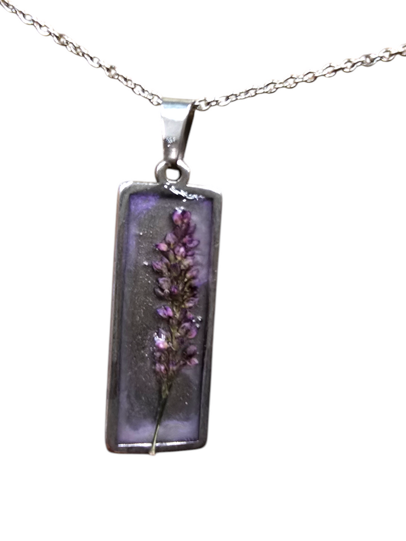 Lavender Pressed Flower Necklace | Delicate and Aromatic