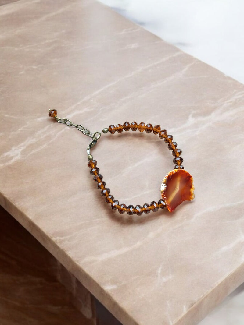 Topaz Crystal and Agate Stretch Bracelet | Elegant and Timeless