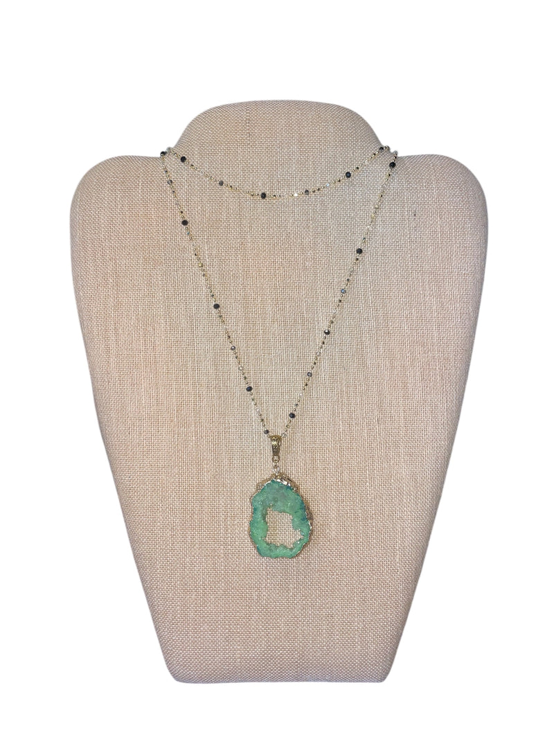 Green Agate Druzy Necklace | A Touch of Nature's Beauty