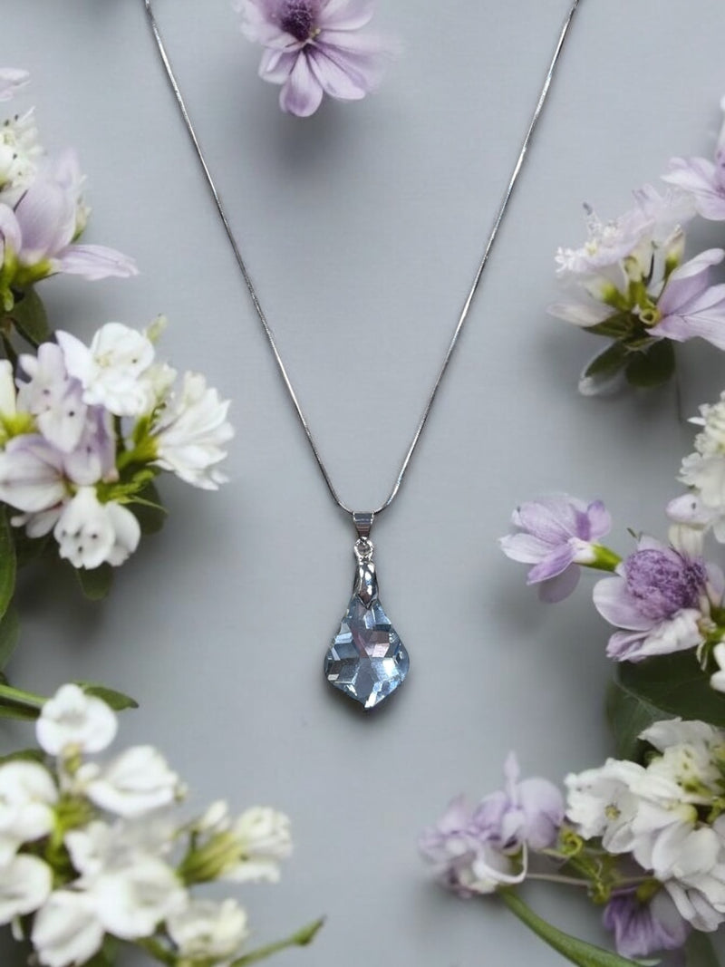 Vintage Silver Crystal Pendant Necklace | A Timeless Treasure