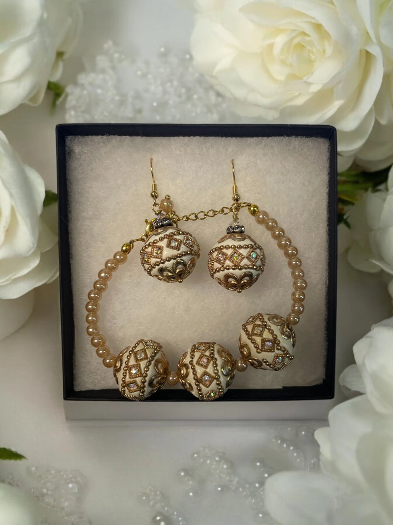 Gold and White Elegant Beaded Jewelry Set