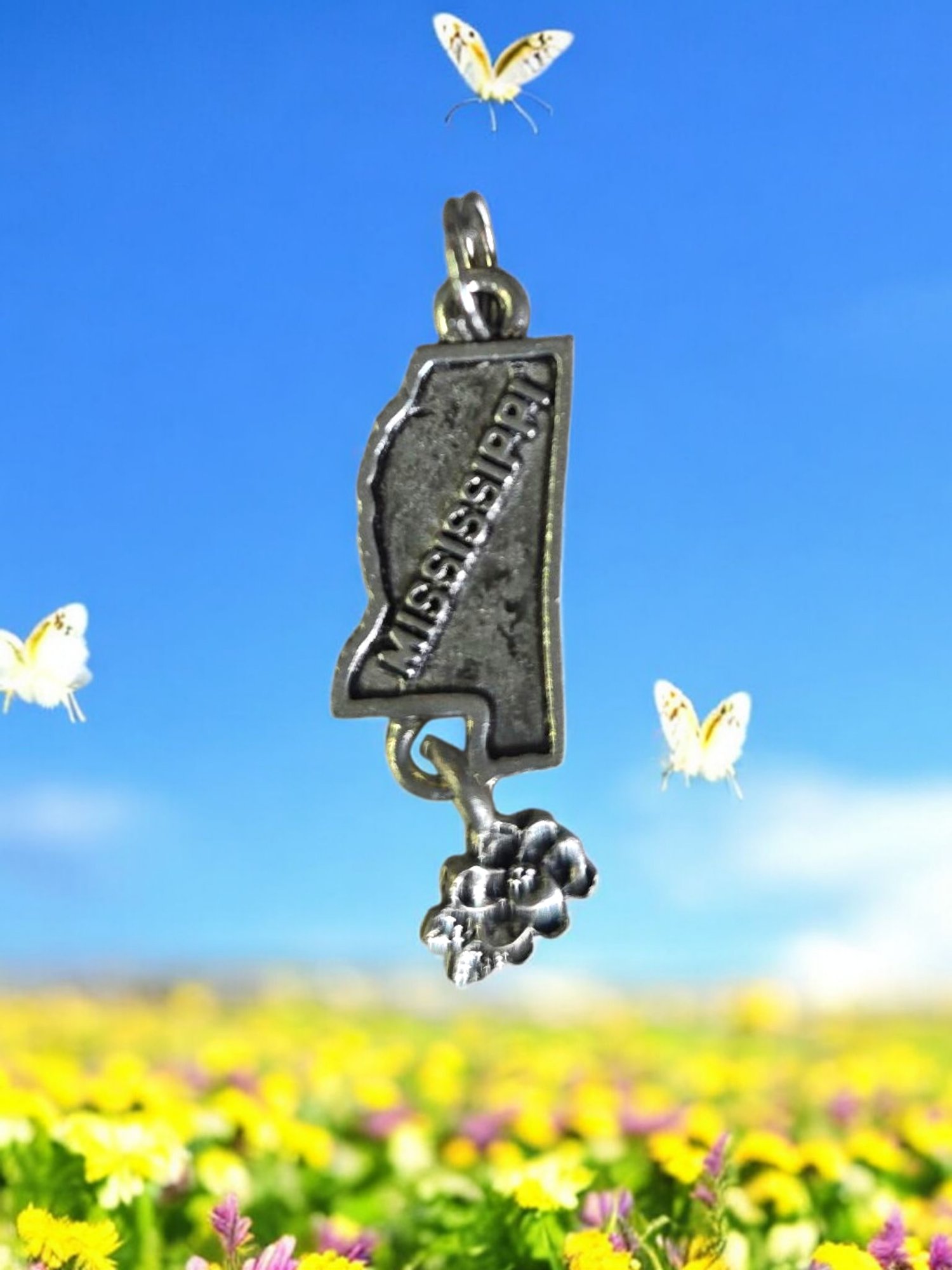Mississippi Travel Charm, Pewter, USA Made, State Souvenir, Split Ring | Travel Jewelry