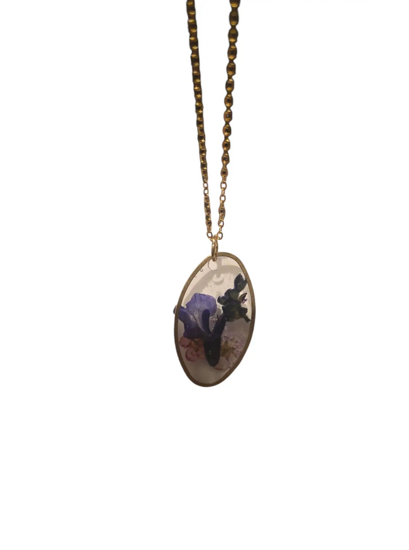 Unique Oval Floating Flower Necklace