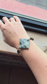 Web Agate Bracelet, Black Crystal & Gold Chain, Gemstone Jewelry