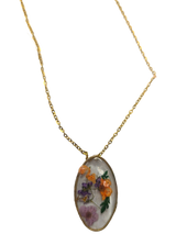 Unique Oval Floating Flower Necklace