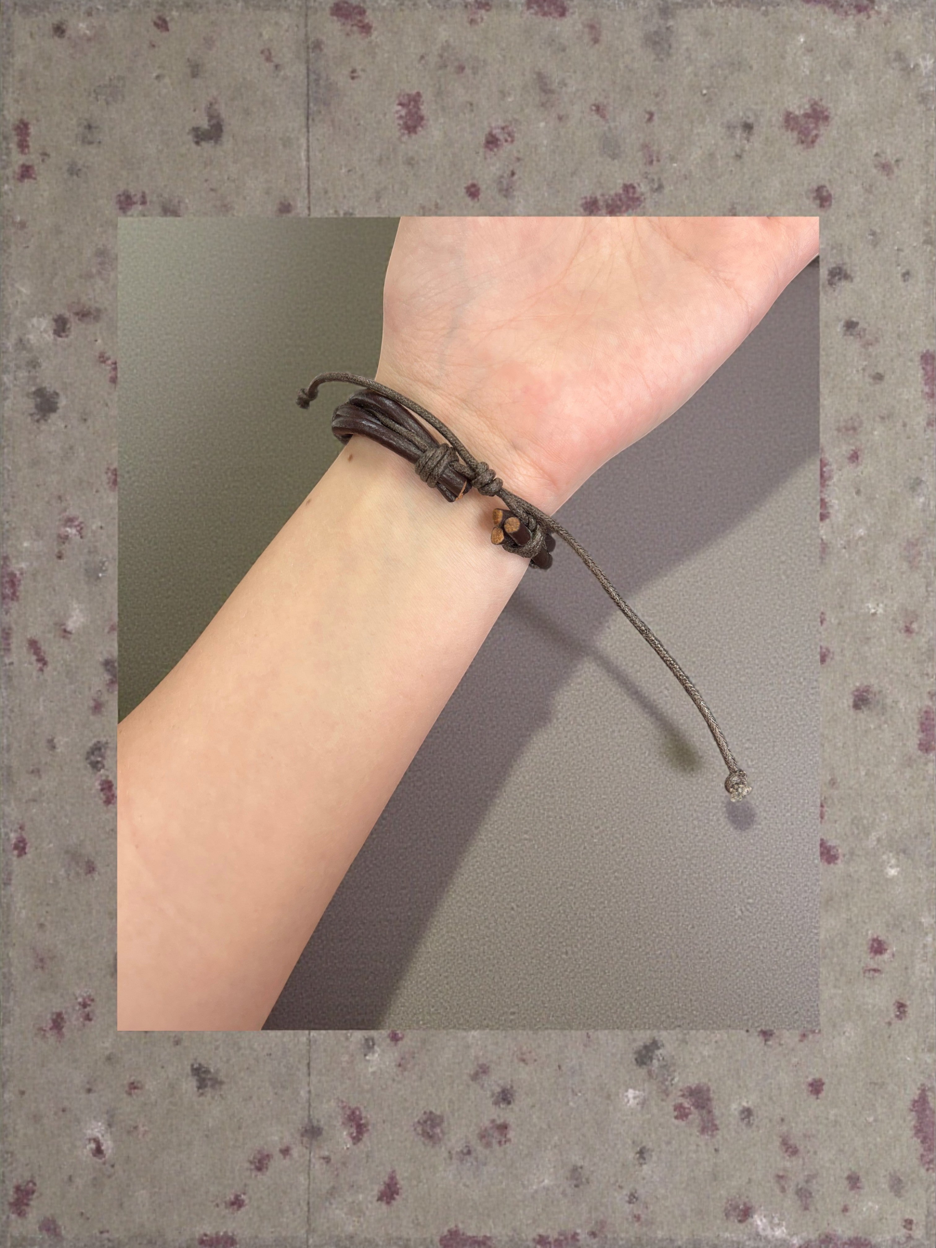 Adjustable Unisex Cowhide Waxed Leather Bracelet with Stone