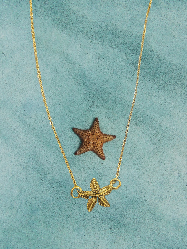 Dainty Gold Starfish Necklace: Escape to Paradise (Gift Box Included)