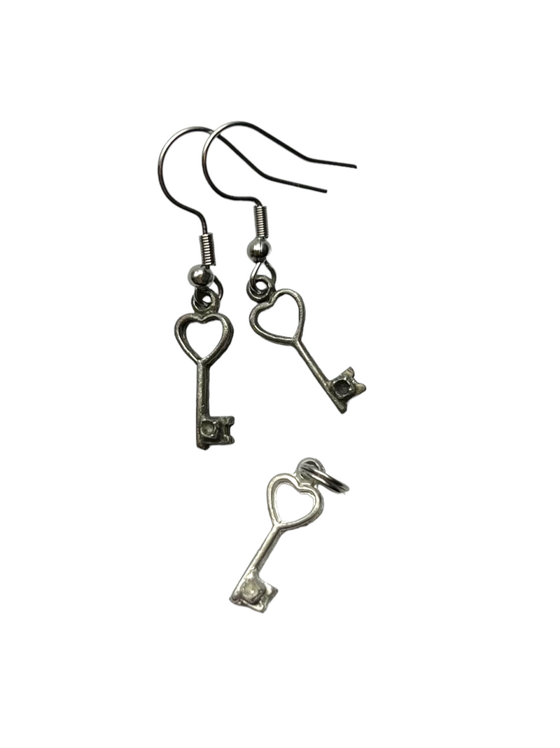 Pewter Heart Key Necklace and Earring Set: A Charming and Meaningful Gift