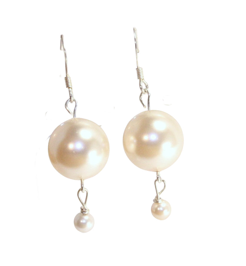 Round Austrian Cream Pearl Drop Earring
