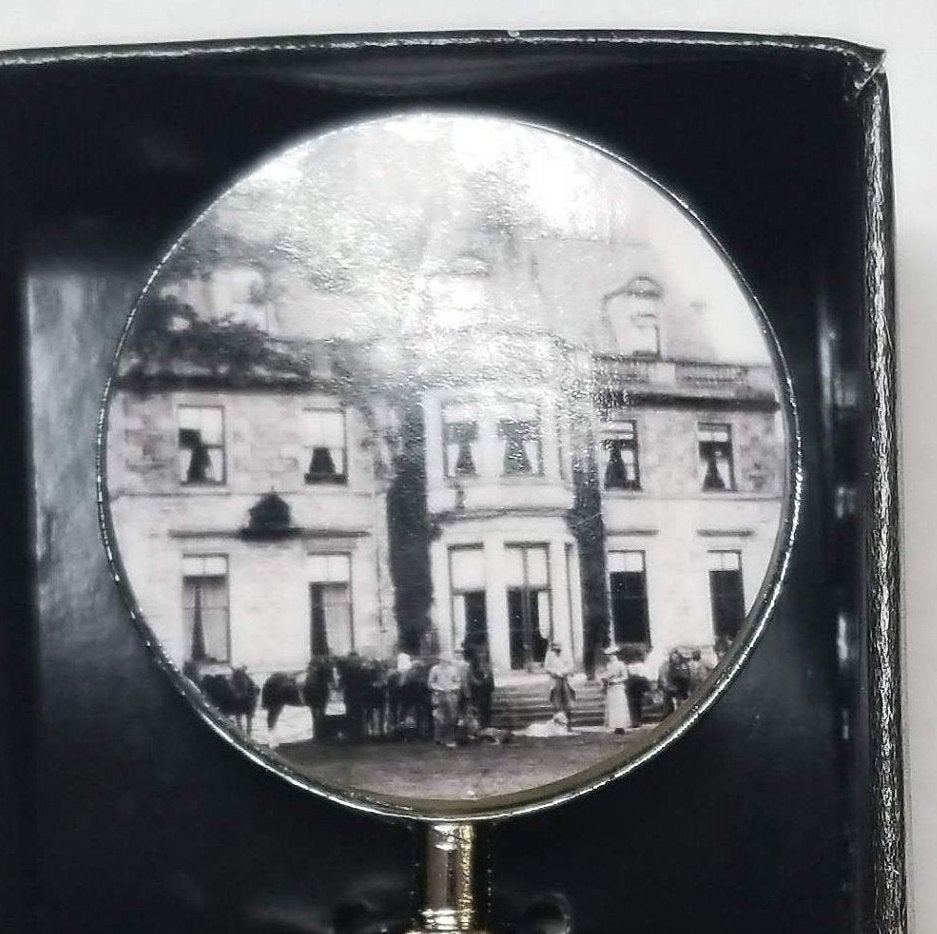 Personalized Hostess or Housewarming Photo Wine Stopper