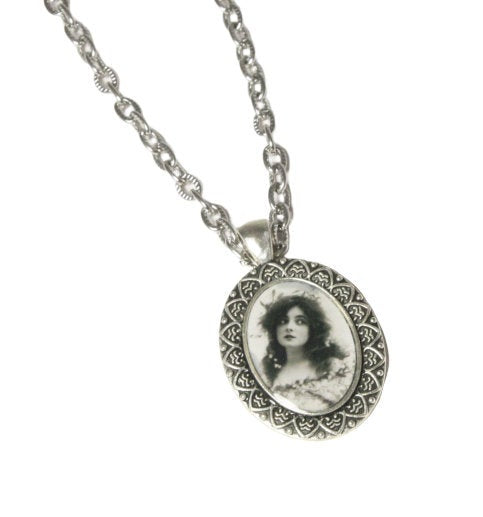Personalized Victorian Photo Necklace